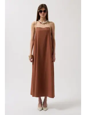 Omarı Şık Şerit Detaylı Keten Maxi Elbise