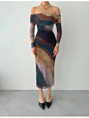 Omarı Zarif Madonna Yaka Tül Elbise