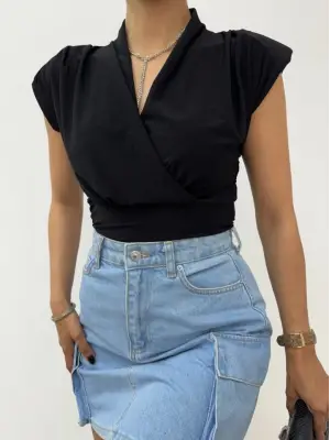 Omarı Şık Vatkalı Kruvaze Model Siyah Bluz