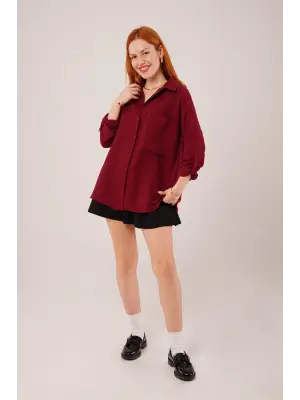 Omarı Şıklığıyla Öne Çıkan Bordo Gömlek