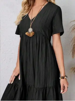 Omarı Şıklığıyla Fark Yaratan Kısa Kollu Elbise