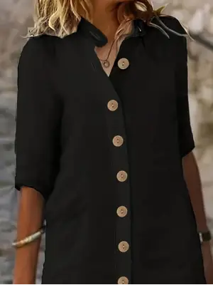 Omarı Şık ve Rahat Kadın Hakim Yaka Önden Düğmeli Elbise