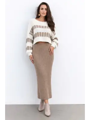 Şık Kadın Salaş Triko Bluz ve Etek Takım