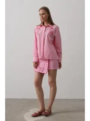 Omarı Zarif Nakış Desenli Etek Takımı - Pembe