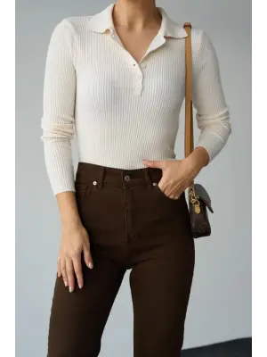 Omarı Rahatlık ve Şıklığı Bir Arada Sunan Polo Yaka Kazak