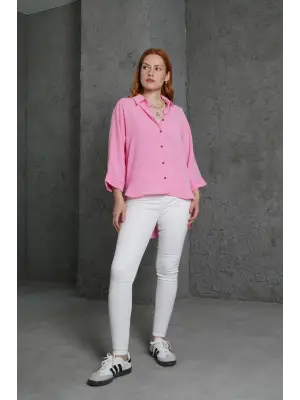 Omarı Şık ve Fonksiyonel Kol Detaylı Pembe Gömlek