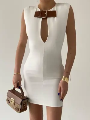 Omarı Çarpıcı Tek Omuzlu Mini Elbise