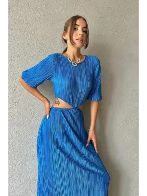 Omarı Şık Mavi Elbise