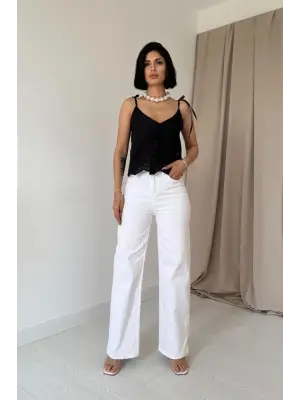 Şık Siyah Bağcıklı Brode Bluz