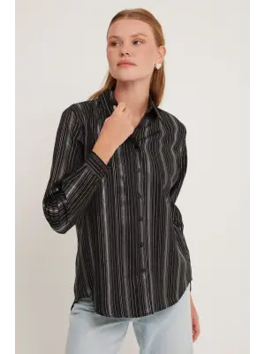 Siyah Çizgili Varak Desenli Gömlek 20253