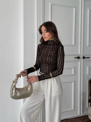 Siyah Dantel Detay Body Kadın Giyim