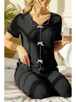 Omarı Rahat ve Şık Siyah Pamuklu Pijama Takımı