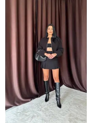 Omarı Siyah Fermuarlı Kısa Bomber Ceket