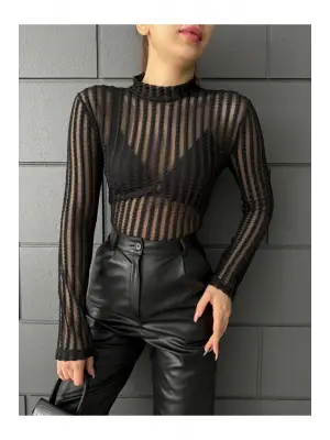 Omarı Transparan Siyah Bluz