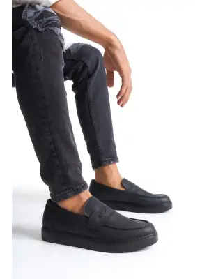 Omarı Konforlu Siyah Günlük Spor Ayakkabı