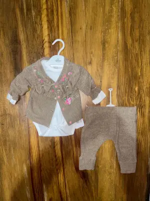 Omarı Vizon Renkli Bebek Kıyafetleri Seti