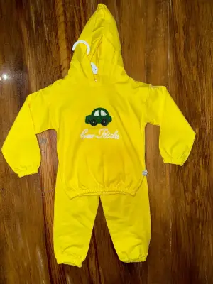 Omarı 6-24 Aylık Araba Desenli Sarı Bebek Takımı