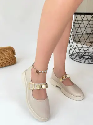 Omarı Sadelik ve Şıklığı Buluşturan Bej Oxford Ayakkabı