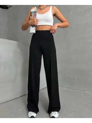 Omarı Şık ve Rahat Siyah Önü Çımalı Pantolon