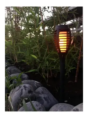 Solar Alev Efektli Bahçe Lambası