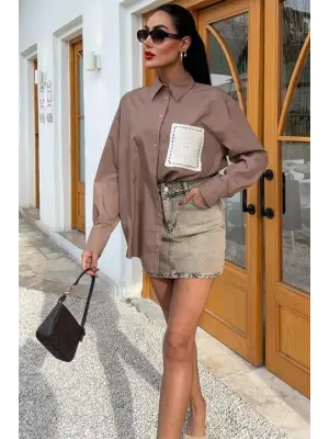 Omarı Arkası Yırtmaçlı Oversize Gömlek