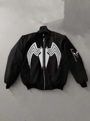 Tam Fermuarlı Siyah Bomber Ceket