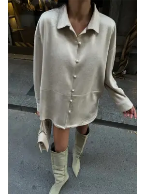 Omarı Yenilikçi Taş Detaylı Süet Gömlek