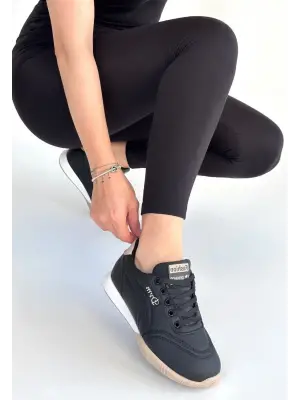 Tawen Siyah Cilt Bej Tabanlı Bağcıklı Spor Ayakkabı