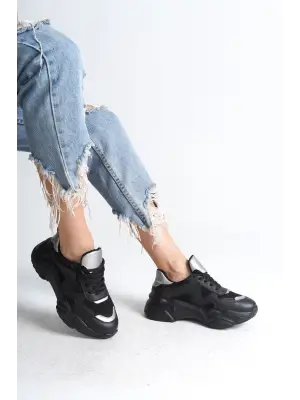 Modern Bağcıklı Spor Ayakkabı Tabaan Triko Detaylı