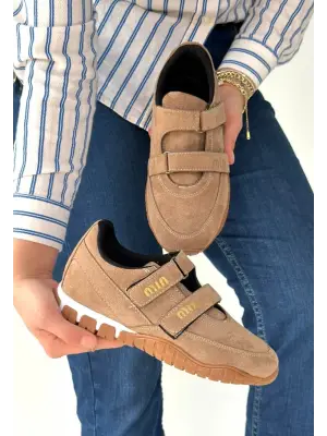 Tunga Bej Süet Cırt Cırtlı Spor Ayakkabı