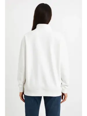 Üç İplik Dık Yaka Yarım Fermuarlı SweatShirt - Beyaz