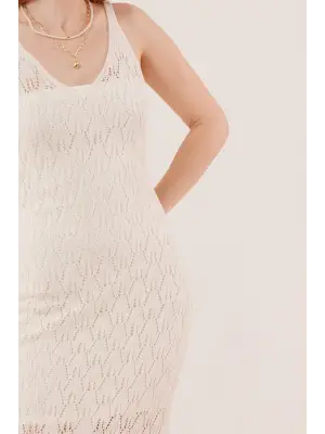 Omarı Zarif Püsküllü V Yaka Elbise