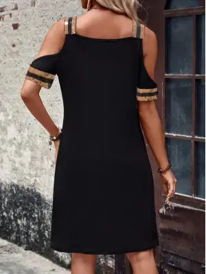 Omarı V Yakalı Omuzlardan Açık Elbise