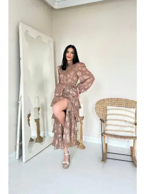 Omarı Vizon Renkli Kat Kat Elbise