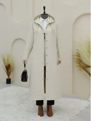 Yakası Zincir Detaylı Uzun Kapitone Kaban -Taş