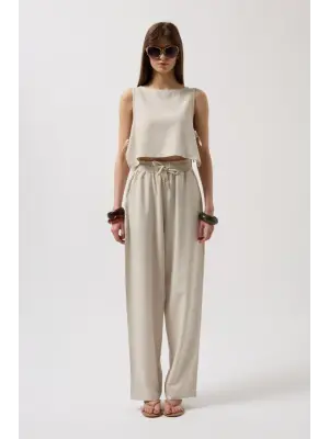 Yandan Bağlamalı Crop Bluz