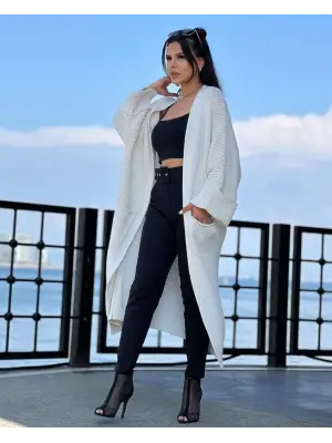 Yarasa kol uzun triko hırka beyaz