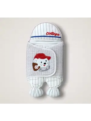 Modern Beyzbolcu Nakışlı Bebek Kundak