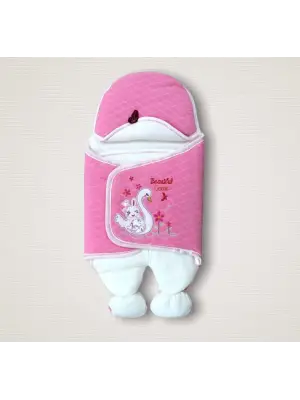 Şık Çiçekli Ördek Nakışlı Bebek Battaniyesi