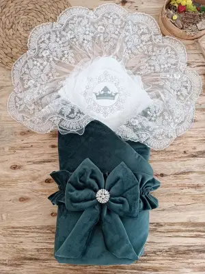 Şık İnci Fiyonklu Duvaklı Bebek Battaniye