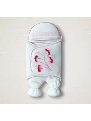 Çiçek İşlemeli Lüks Bebek Battaniyesi