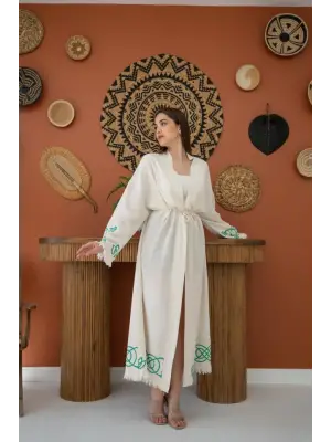 Omarı Yumuşak Keten Hırka Yeşil Baskı Detayı