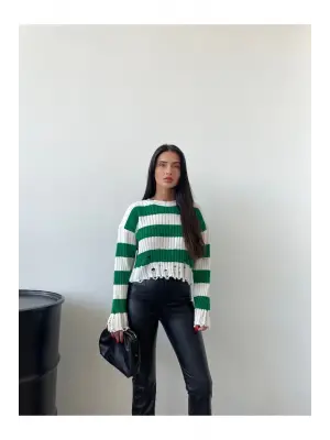 Yeşil Çizgili Yırtık Detaylı Triko Kazak Kadın Giyim