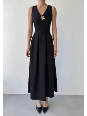 Omarı Yıldız Detaylı Gece Elbisesi