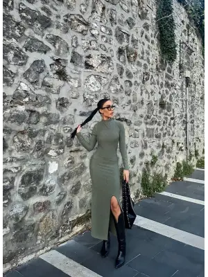 Yırtmaçlı kalın bürümcük uzun elbise Yeşil