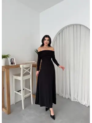 Omarı Zarafetin Simgesi Straplez Elbise