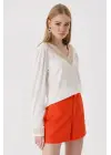 Minimal Nakışlı V Yaka Örme Bluz