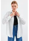 20208 Çizgili Oversize Uzun Basic Gömlek - Beyaz