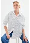20208 Çizgili Oversize Uzun Basic Gömlek - Beyaz