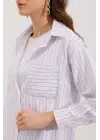 20217 Cep Detaylı Çizgili Oversize Gömlek - Beyaz